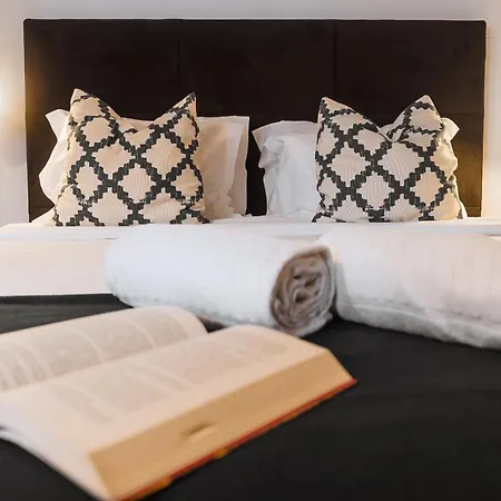 Priest Guest house *